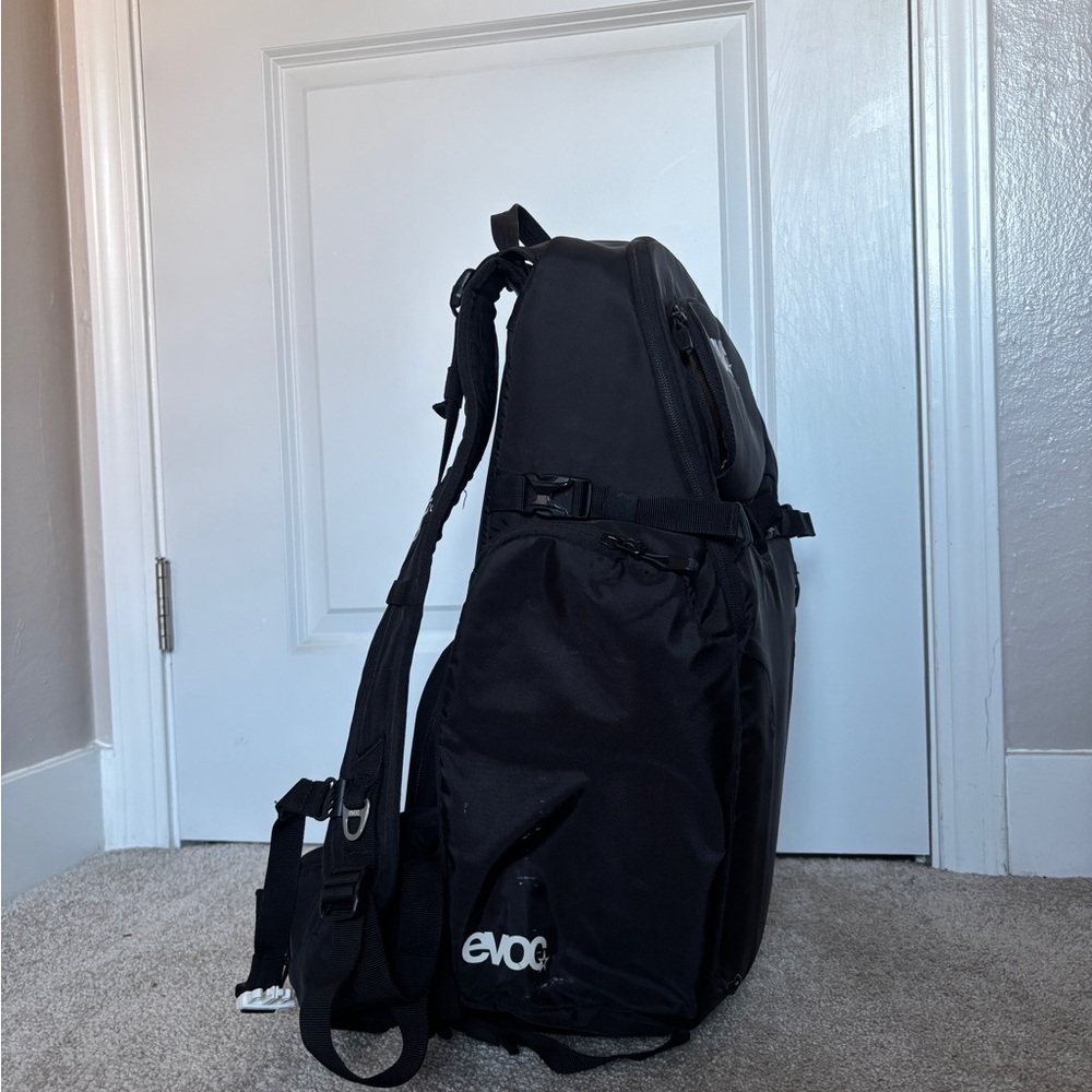 Evoc 18l Camera Backpack - Black - image 7